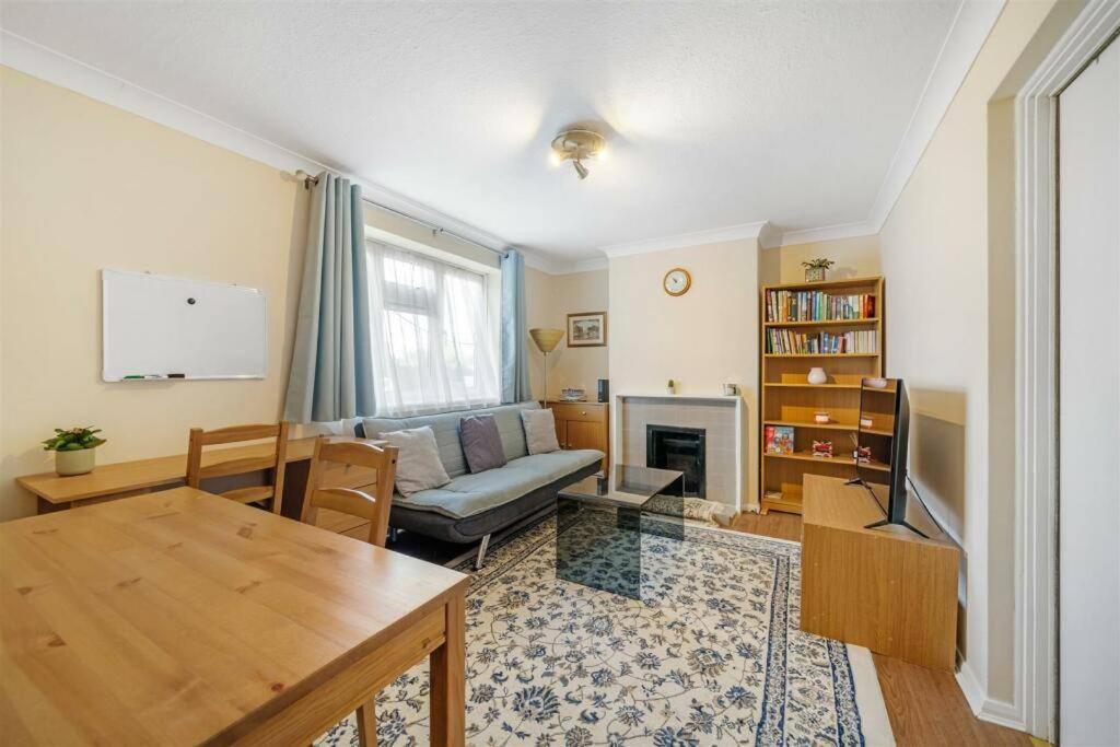 Cosy Entire One Bedroom Hideaway Bromley Luaran gambar