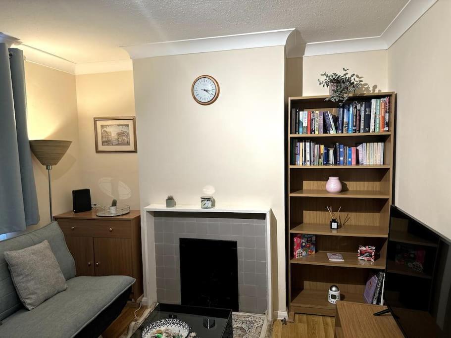 Cosy Entire One Bedroom Hideaway Bromley Luaran gambar